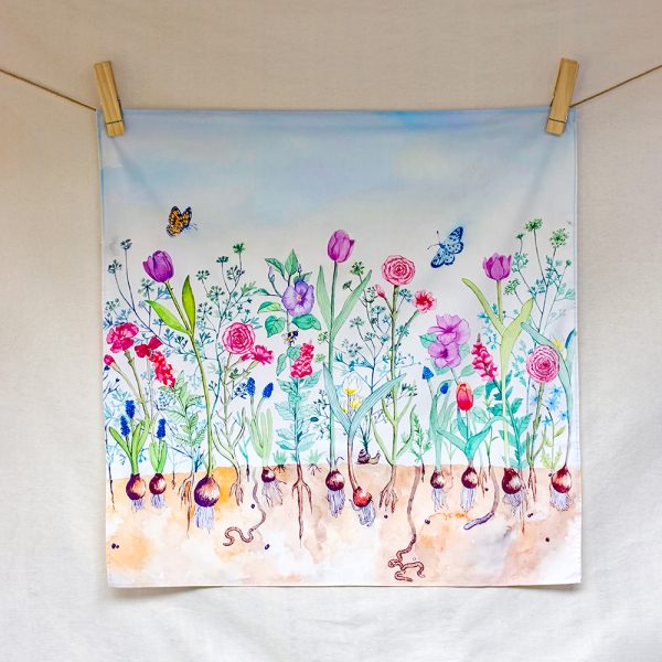 In bloom – hand-illustrated organic cotton play cloth for open-ended play